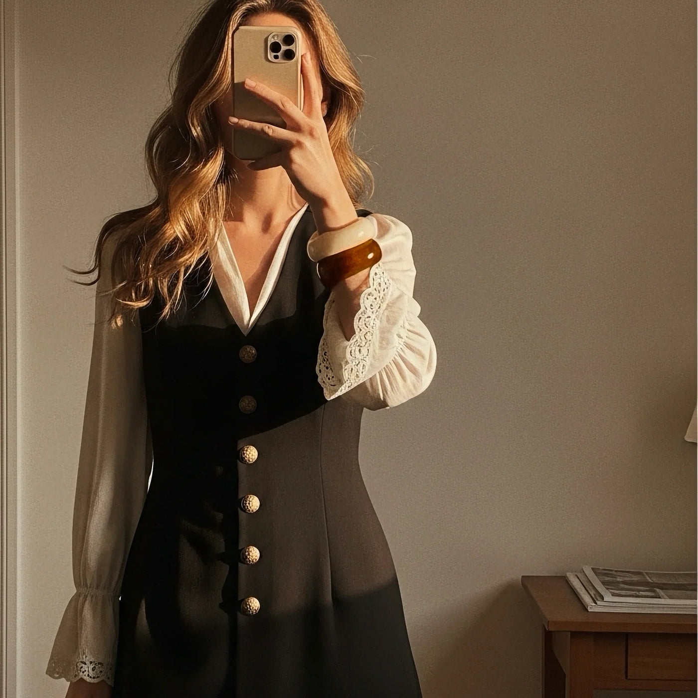 秋のジュリアナ彫刻ブレスレット