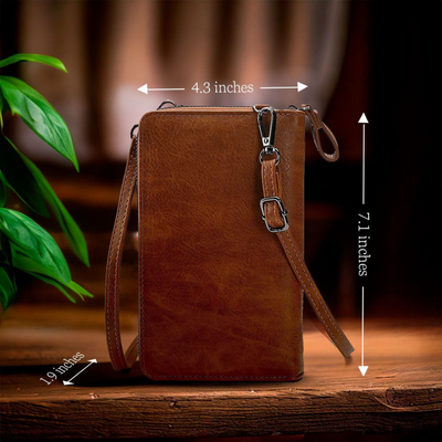 ニコールのファッショナブルでコンパクトなハンドバッグ