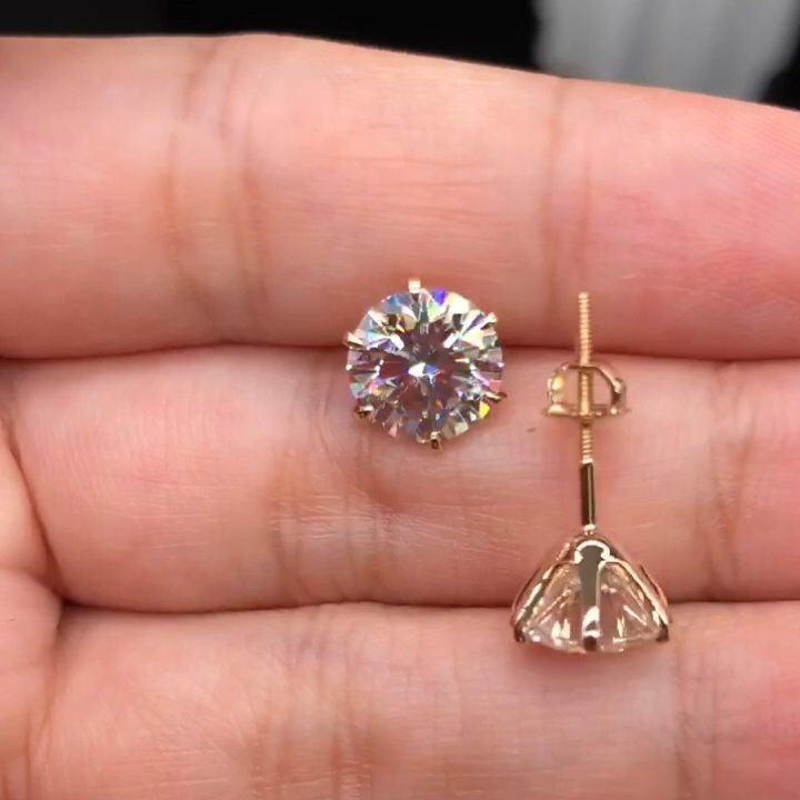 エレガント テラ ゴールド ドロップ ピアス