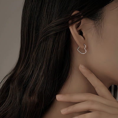 ステンレス製ゴールドハートピアス