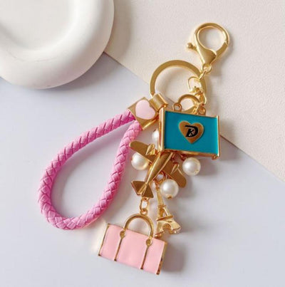 旅行テーマのバッグチャーム