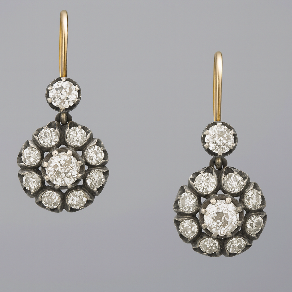 アンティーク宝石のドロップピアス