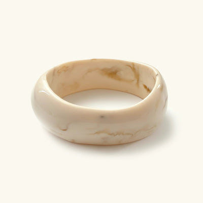 秋のジュリアナ彫刻ブレスレット