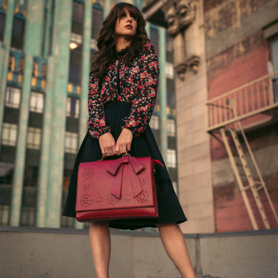 エレガントなリボンバッグ