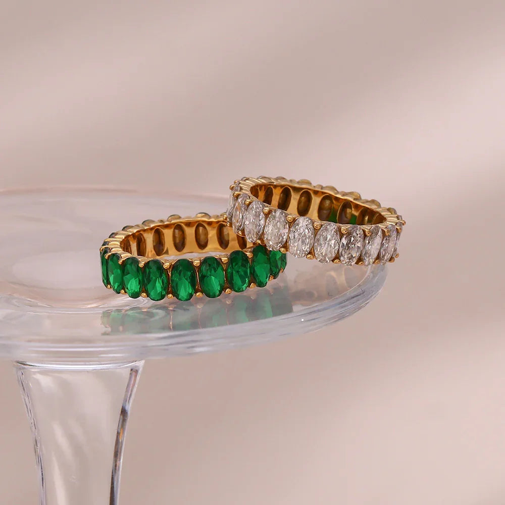 アンソワネットのダイヤモンド風ゴールドリング