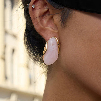 アメリスの宝石でできたイヤリング