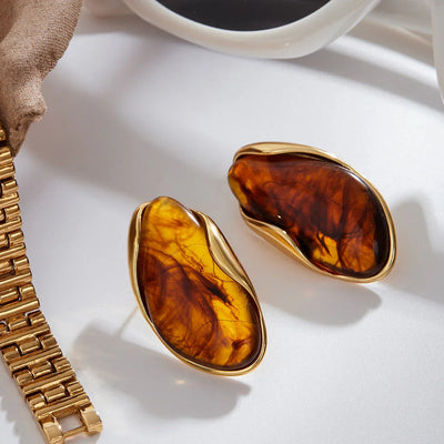 アメリスの宝石でできたイヤリング