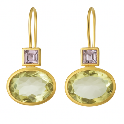 レトロスタイルのグリーンクリスタルイヤリング