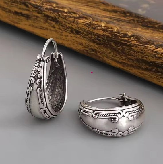 ヴィンテージシルバーマンダライヤリング