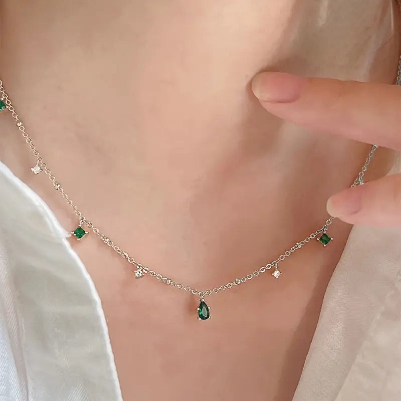 コリン・デレルのネックレス | ホワイトゴールド